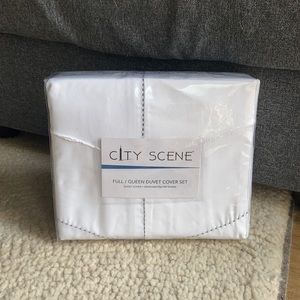 White Queen/Full Duvet Cover